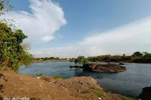 Khadavali picnic Spots image