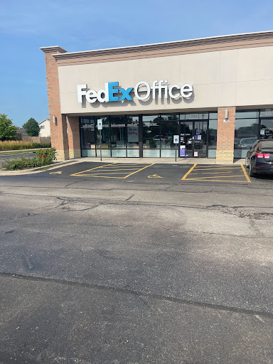 Print Shop «FedEx Office Print & Ship Center», reviews and photos, 2199 IL-59, Plainfield, IL 60586, USA