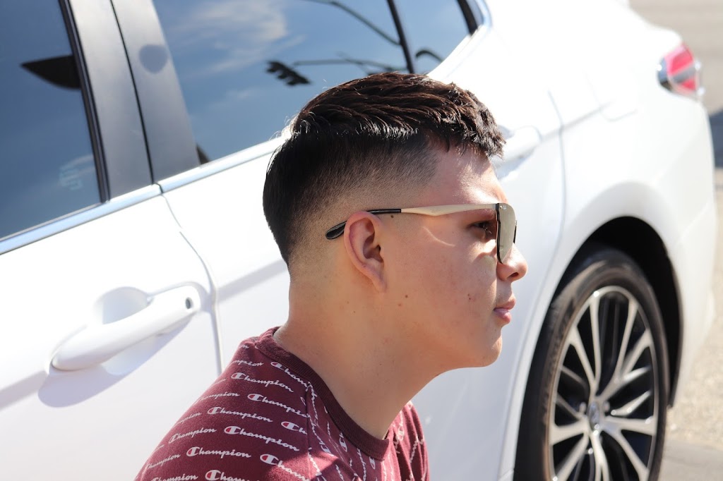 Christian & Roberto's Barber 91768