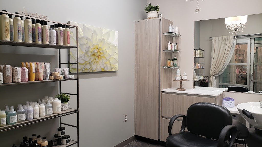 Bloom Organics Salon by Billie 33913