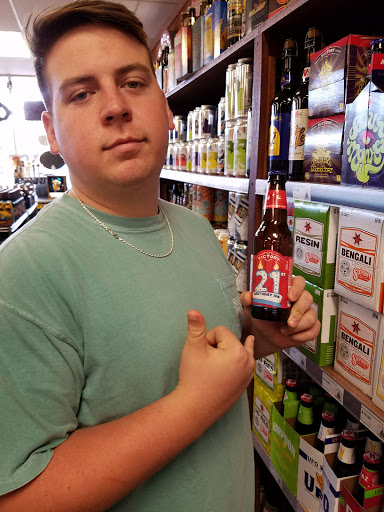 Liquor Store «Cottage Hill Package Store», reviews and photos, 6376 Cottage Hill Rd, Mobile, AL 36609, USA