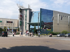 PLAZA SHOPPING CENTER