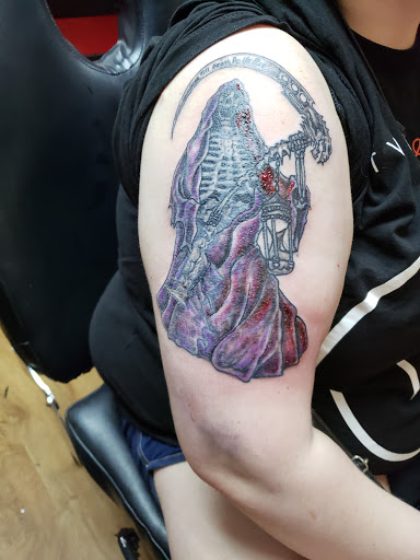 Explore family silhouette tattoo ideas, creative tattoo ideas in Akron, available at Knuckle Up Ink Tattoos