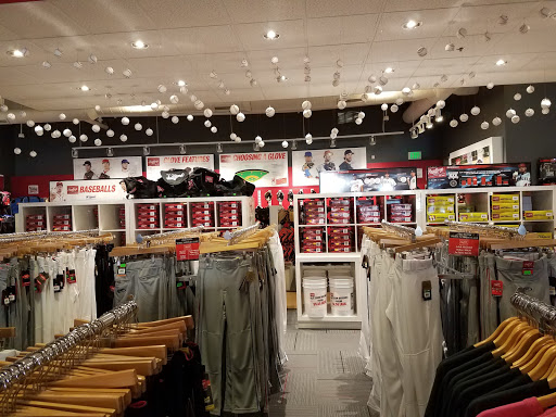 Shopping Mall «Phoenix Premium Outlets», reviews and photos, 4976 Premium Outlets Way, Chandler, AZ 85226, USA