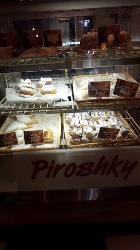 Shopping Mall «Crossroads Bellevue», reviews and photos, 15600 NE 8th St, Bellevue, WA 98008, USA