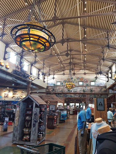 Sporting Goods Store «Bass Pro Shops», reviews and photos, 2501 Bass Pro Dr, Grapevine, TX 76051, USA