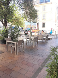 Atmosphère du Restaurant Les Portes De Damas à Marseille - n°6