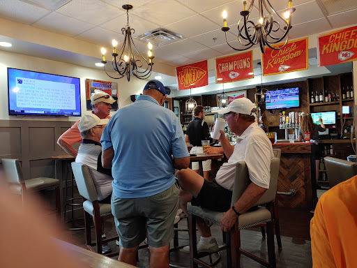 Golf Course «Creekmoor Golf Course», reviews and photos, 1112 East 163rd Street,, Raymore, MO 64083, USA