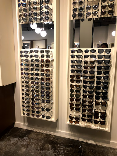 Watch Store «Fossil Outlet Store», reviews and photos, 18521 Outlet Blvd #725, Chesterfield, MO 63005, USA