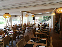 Atmosphère du Restaurant La Cigale à Ota - n°1