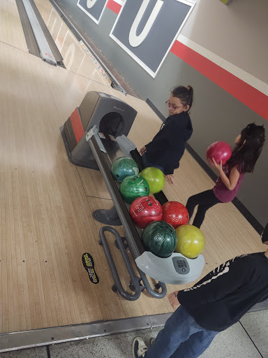 Bowling Alley «Brunswick Zone Desert Sky Lanes», reviews and photos, 7241 W Indian School Rd, Phoenix, AZ 85033, USA
