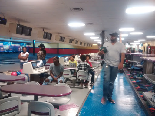 Bowling Alley «Metro 24 Bowling Center», reviews and photos, 3003 John R. Lynch St, Jackson, MS 39209, USA