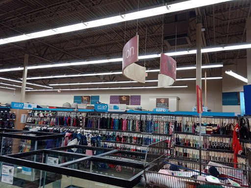 Pet Supply Store «Petco Animal Supplies», reviews and photos, 2435 N Hwy 67, Florissant, MO 63033, USA