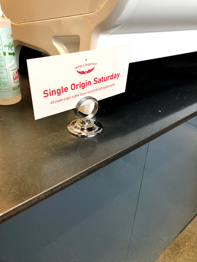 Coffee Shop «Intelligentsia Coffee Old Town Coffeebar», reviews and photos, 1233 N Wells St, Chicago, IL 60610, USA