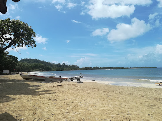 Angosta Beach