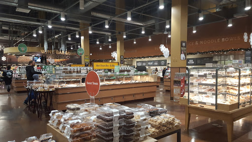 Grocery Store «Whole Foods Market», reviews and photos, 18700 Ventura Blvd #190, Tarzana, CA 91356, USA