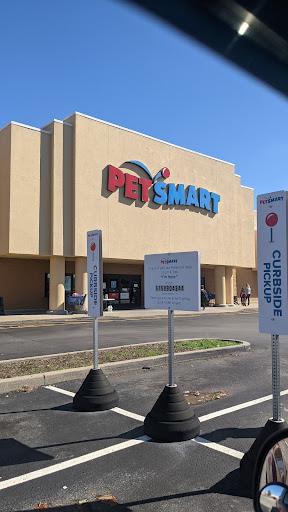 Pet Supply Store «PetSmart», reviews and photos, 1734 Old Fort Pkwy, Murfreesboro, TN 37129, USA