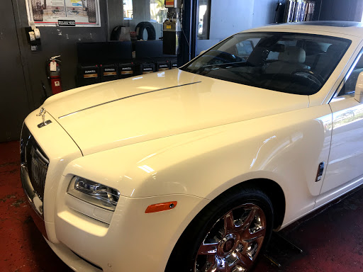 Auto Repair Shop «Rick Johnson Auto & Tire», reviews and photos, 996 Central Ave, Naples, FL 34102, USA