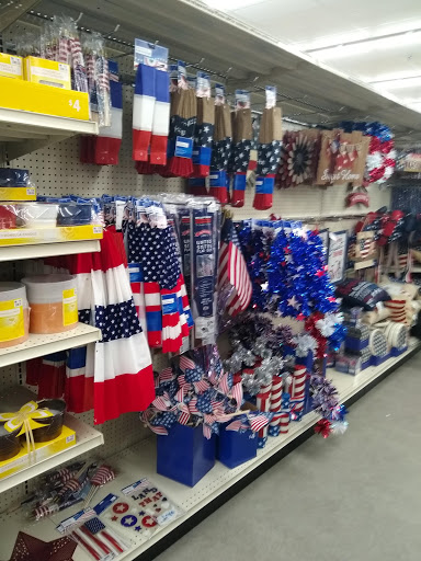 Discount Store «Big Lots», reviews and photos, 6282 Pearl Rd, Parma Heights, OH 44130, USA