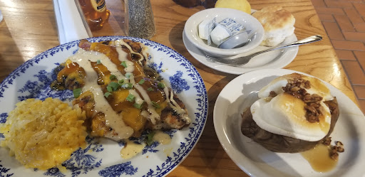 American Restaurant «Cracker Barrel Old Country Store», reviews and photos, 5100 Tiedeman Rd, Brooklyn, OH 44144, USA