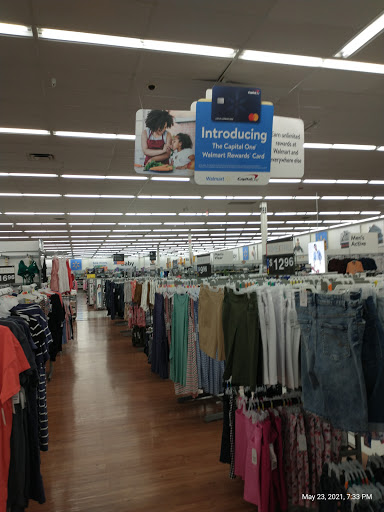 Discount Store «Walmart», reviews and photos, 555 E Townline Rd, Vernon Hills, IL 60061, USA