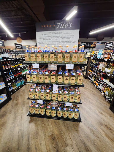 Liquor Store «Montgomery County», reviews and photos, 11301 Seven Locks Rd, Potomac, MD 20854, USA