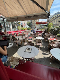 Atmosphère du Restaurant Le Plein Soleil à Paris - n°1