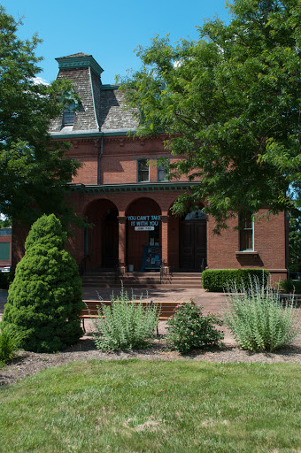 Performing Arts Theater «Little Theatre of Manchester at Cheney Hall», reviews and photos, 177 Hartford Rd, Manchester, CT 06040, USA