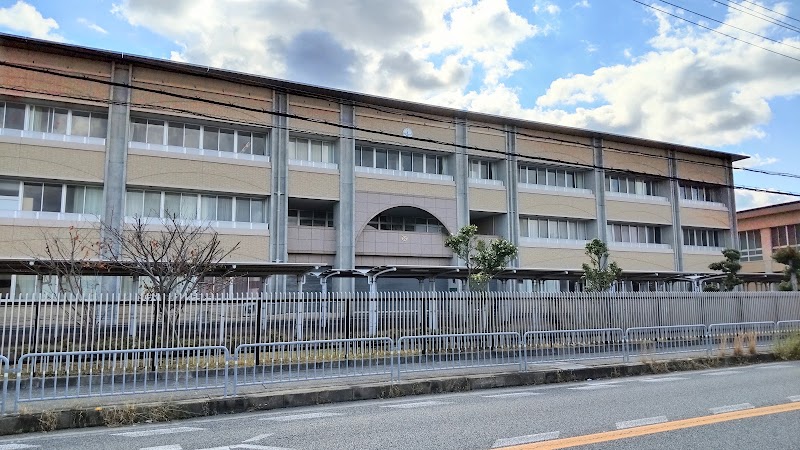 阪南市立 鳥取中学校