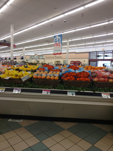 Supermarket «Lucky», reviews and photos, 200 Country Club Gate Center, Pacific Grove, CA 93950, USA