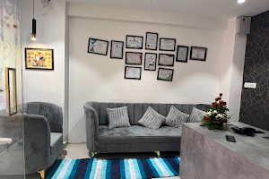 Ivana Dental Clinic And Impant Centre image