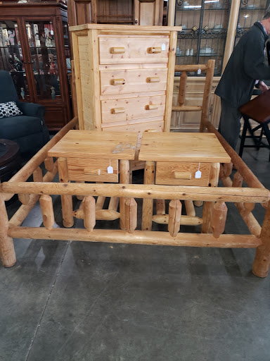 Used Furniture Store «Consignment Furniture Emporium», reviews and photos, 130 Cloverleaf Dr, Winston-Salem, NC 27103, USA