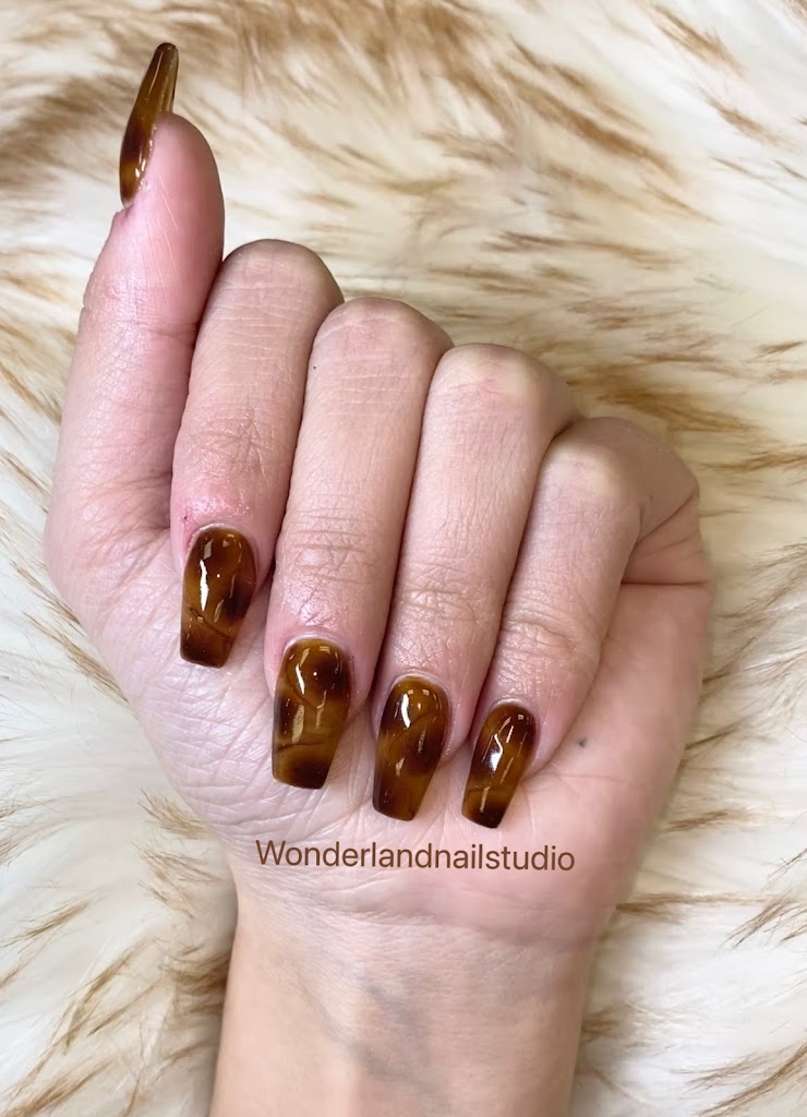 Wonderland Nail Studio 06098