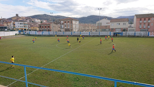 Camp de Futbol Sant Esteve d'en Bas Avinguda Fernando Laparte, 21, 13, 17176 Sant Esteve d'en Bas, Girona, España