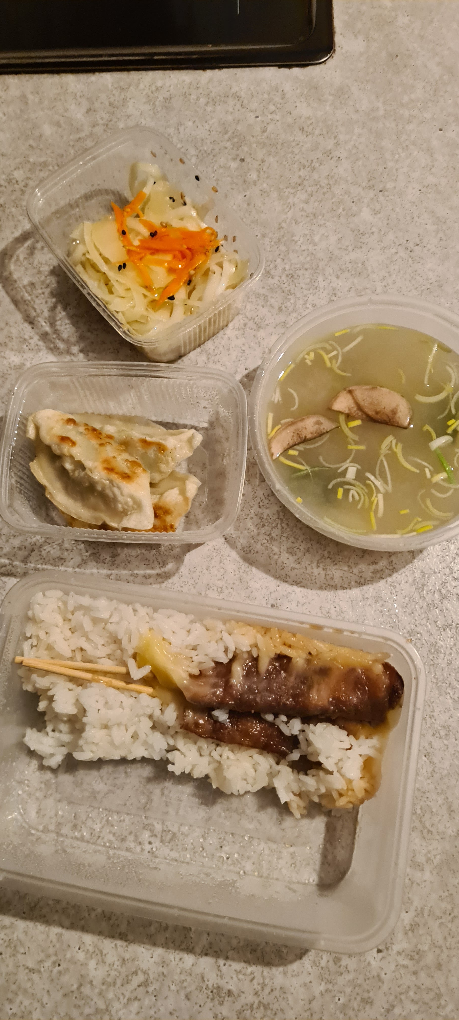 Photo n° 7 de l'avis de Malla.e fait le 18/05/2023 à 10:28