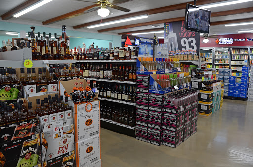 Liquor Store «Red Barn Liquors», reviews and photos, 1731 Us 31W Byp, Bowling Green, KY 42101, USA