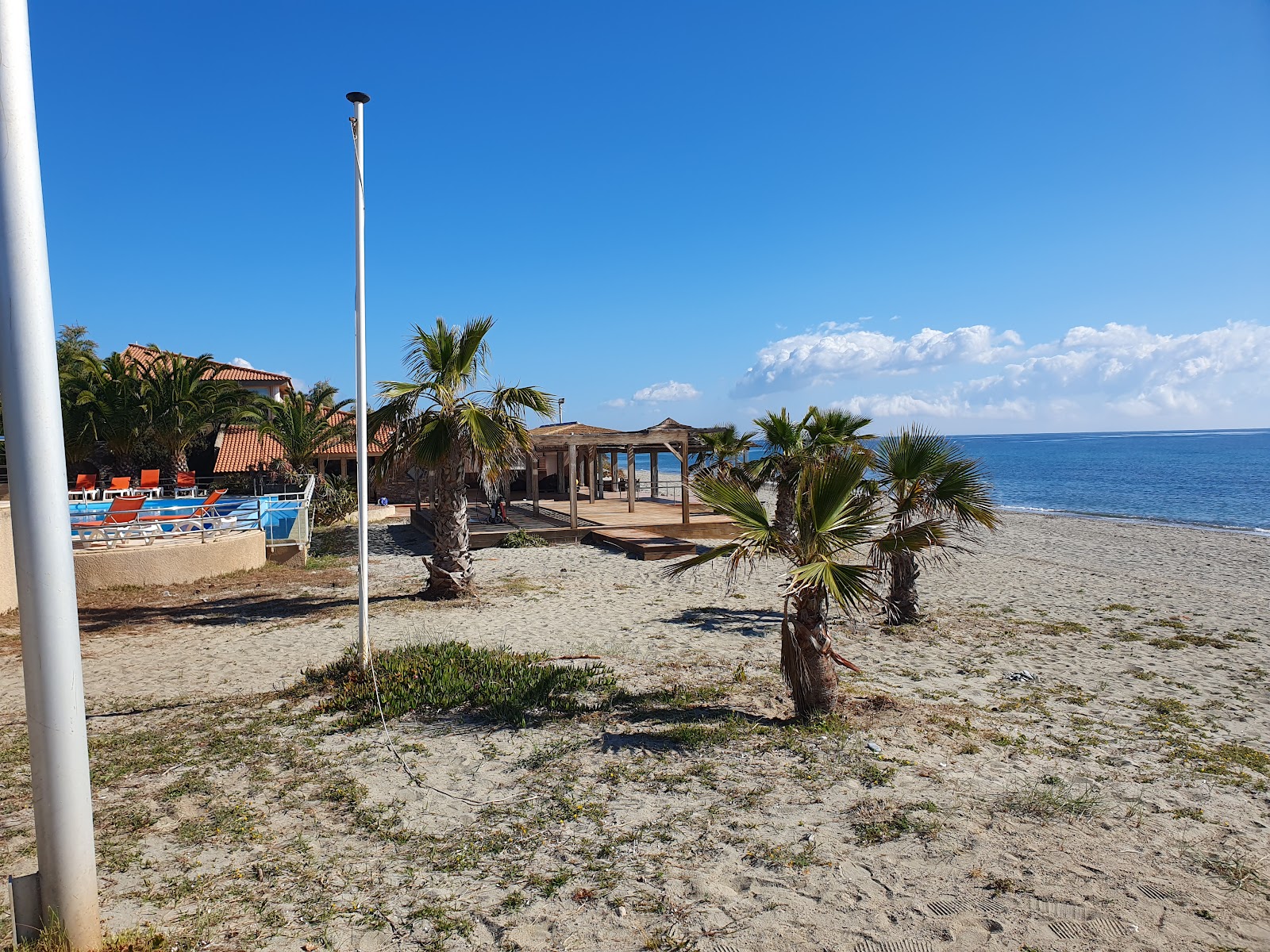 Foto di Plage de la Caravelle - luogo popolare tra gli intenditori del relax