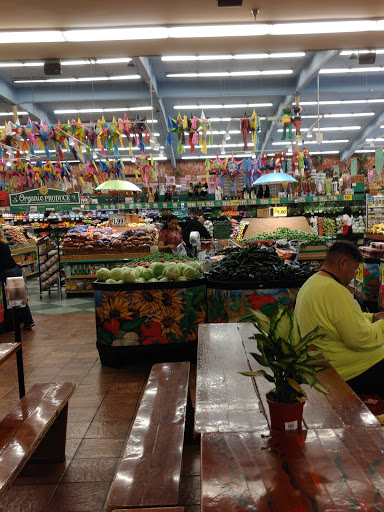 Supermarket «Vallarta», reviews and photos, 2309 Niles Point, Bakersfield, CA 93306, USA
