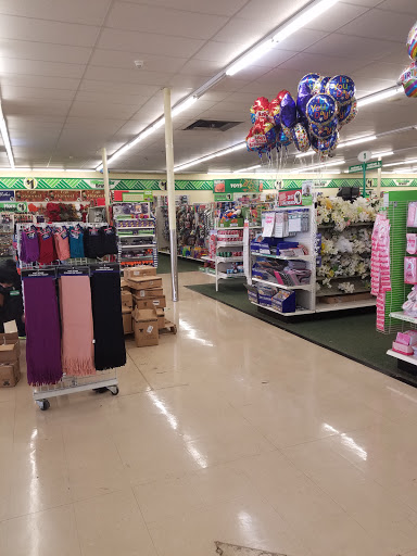 Dollar Store «Dollar Tree», reviews and photos, 8111 Steilacoom Blvd SW, Lakewood, WA 98498, USA