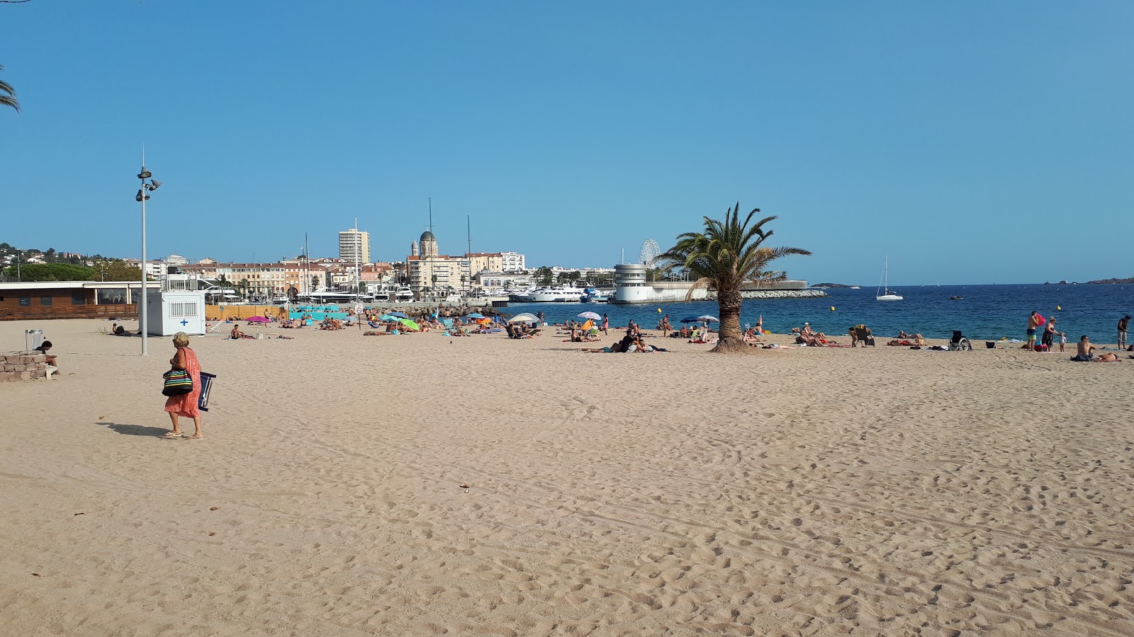 Foto af Frejus Strand og bosættelsen