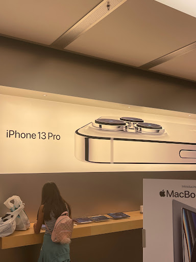 Computer Store «Apple Cielo Vista Mall», reviews and photos, 8401 Gateway Blvd W, El Paso, TX 79925, USA