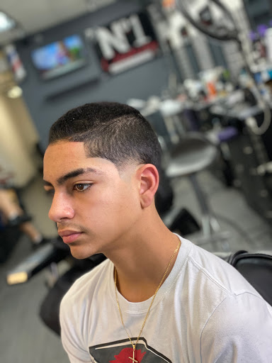 Barber Shop «No. 1 Celebrity Barbershop», reviews and photos, 2015 S Orange Ave, Orlando, FL 32806, USA