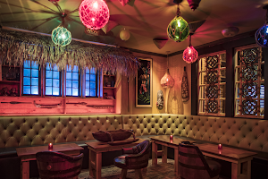 Tiki Tango Hideaway Oasis image