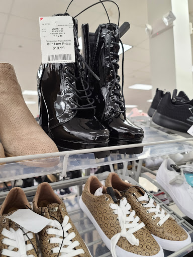 Clothing Store «Burlington Coat Factory», reviews and photos, 600 Northtown Dr, Blaine, MN 55434, USA