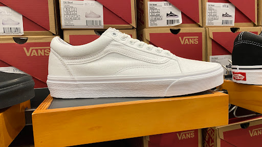 Shoe Store «Vans», reviews and photos, 10600 Quil Ceda Blvd #0660, Tulalip, WA 98271, USA