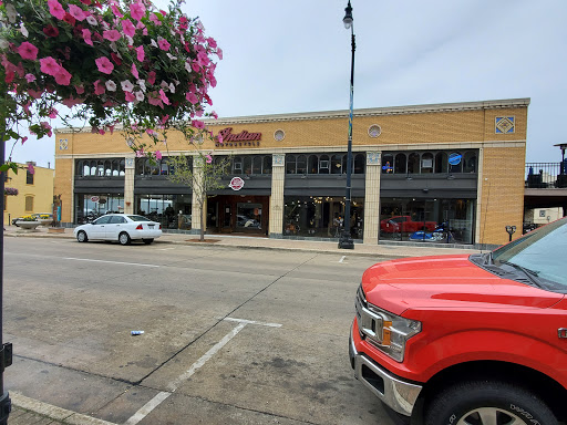 Motorcycle Dealer «Indian Motorcycle of Racine», reviews and photos, 522 6th St, Racine, WI 53403, USA