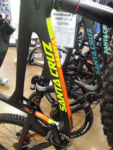 Bicycle Store «Bicycle Warehouse Kearny Mesa», reviews and photos, 5710 Kearny Villa Rd, San Diego, CA 92123, USA