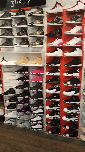 Shopping Mall «Almeda Mall», reviews and photos, 12200 Gulf Fwy, Houston, TX 77034, USA