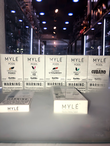 Vaporizer Store «Vape N Cloud Smoke Shop», reviews and photos, 573 Nostrand Ave, Brooklyn, NY 11216, USA