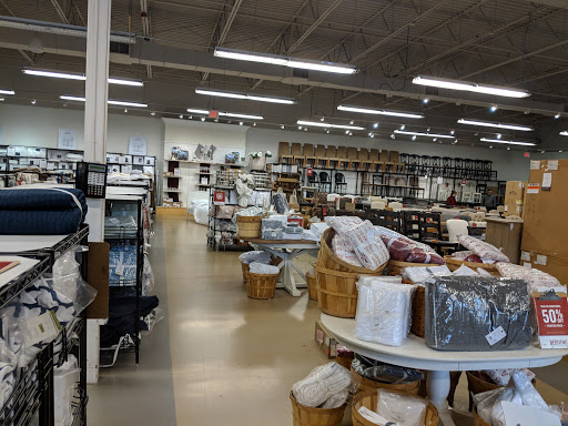 Outlet Store «Pottery Barn Outlet», reviews and photos, 3939 I-35 #920, San Marcos, TX 78666, USA